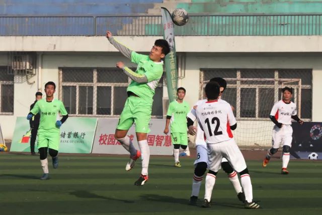 湖人主场大胜勇士，凯斯勒创历史佳绩